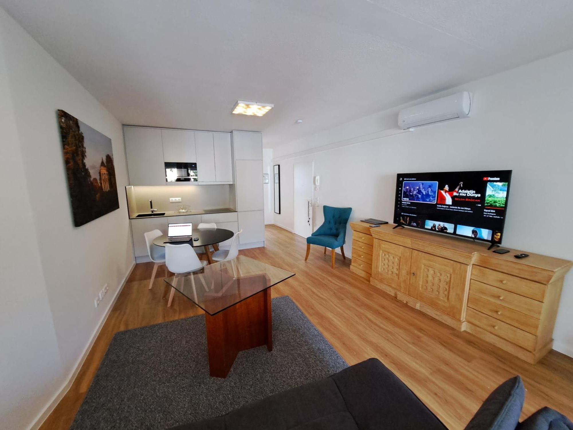 Apartment East Park Baumkirchner Str 18 *
