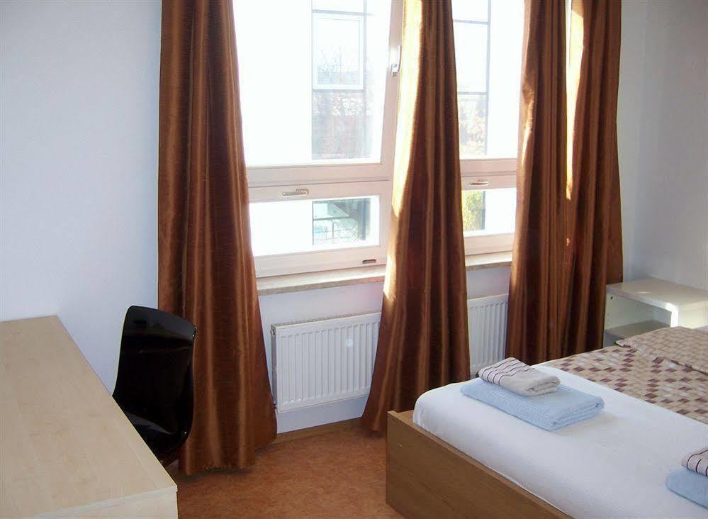 Apartment East Park Baumkirchner Str 18 Munich