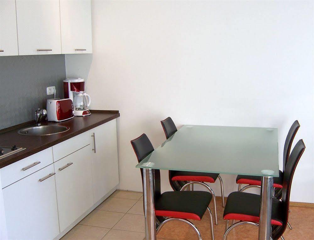 Apartment East Park Baumkirchner Str 18 *