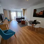 East Park Apartments Baumkirchner Str 18